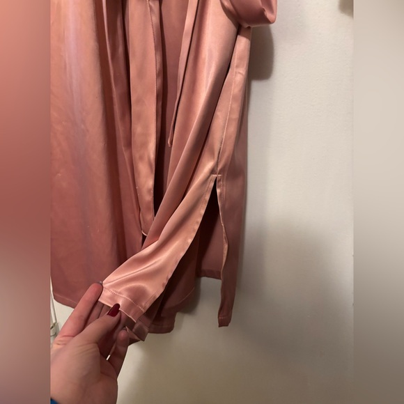 Victoria's Secret Chantilly lace kimono robe - Picture 3 of 10